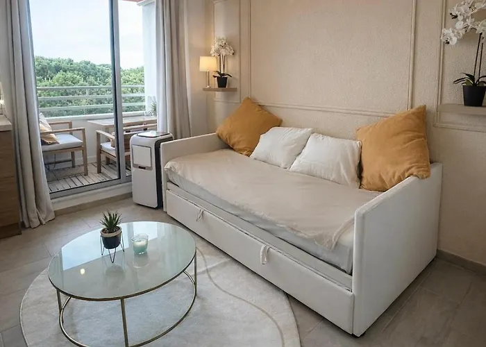 شقة Cosy Avec Terrasse A Deux Pas De La !